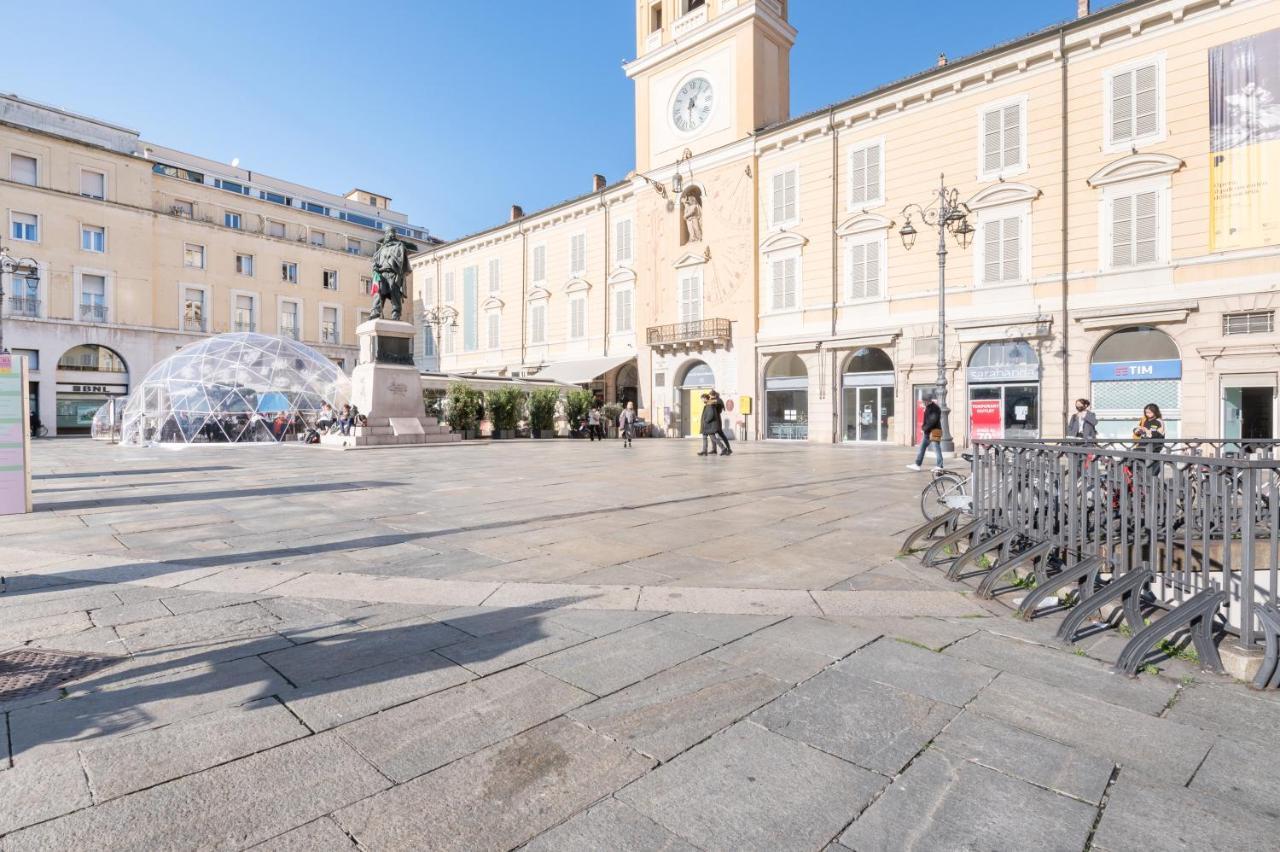 Raffinato Apt Vicino A Piazza Garibaldi X5 Parma Exteriör bild